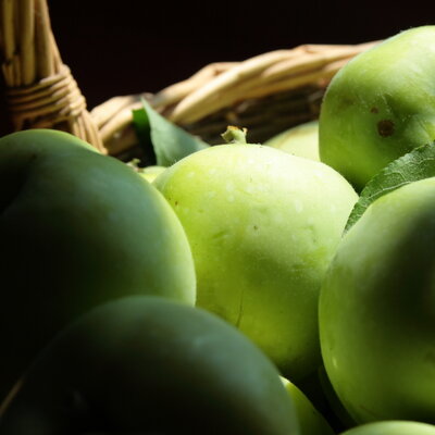 Green apples
